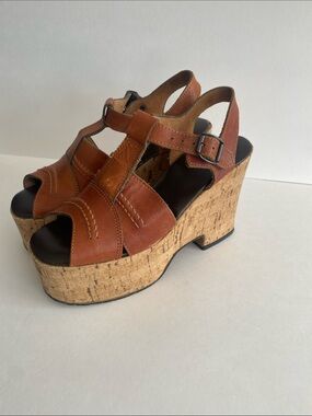 Vintage The Bay wedge sandals